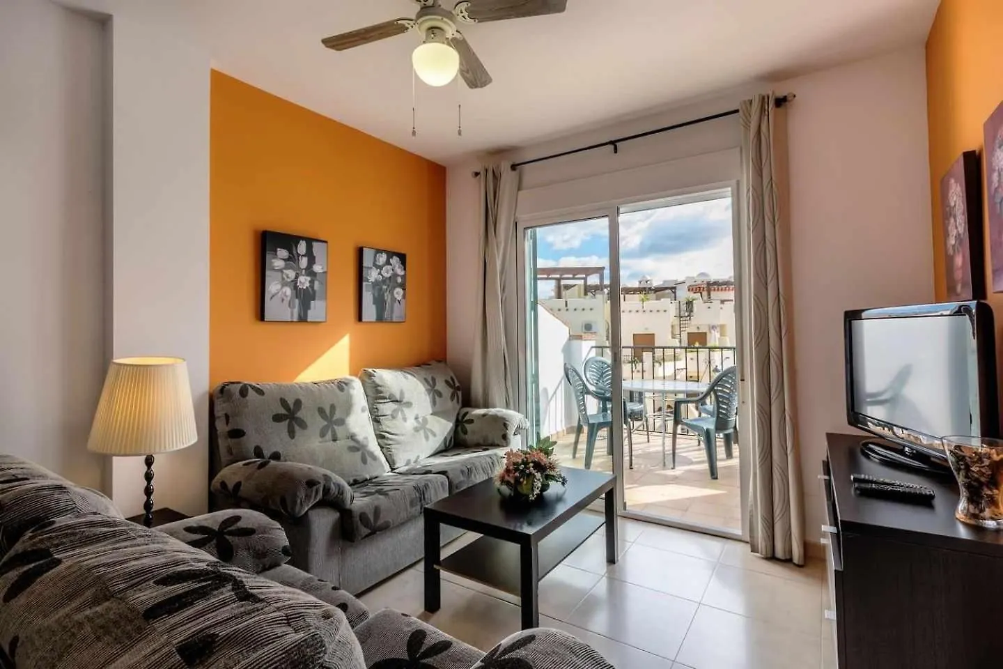 Apartamentos ChimeneaPlaya Nerja